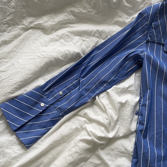 Stripe blue and white blouse - Picture 2 of 4